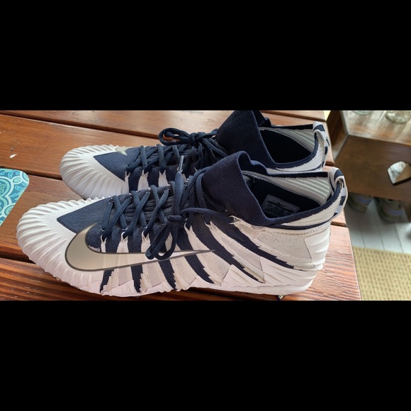 Nike cleats size 14.5 never used. - Picture 3 of 5